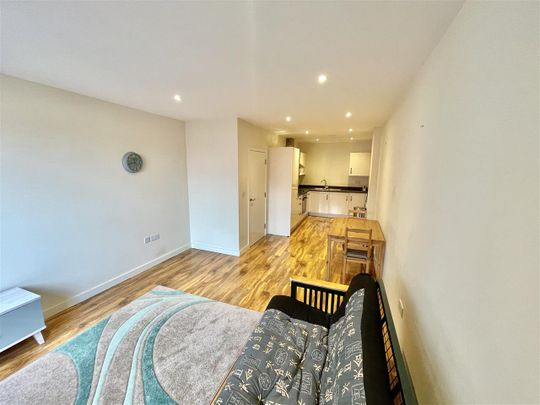 Imperial Drive, Harrow - Photo 1