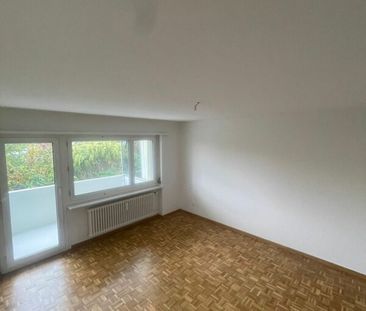 Teilsanierte 4.5 Zimmer-Wohnung an ruhiger Lage - Photo 4