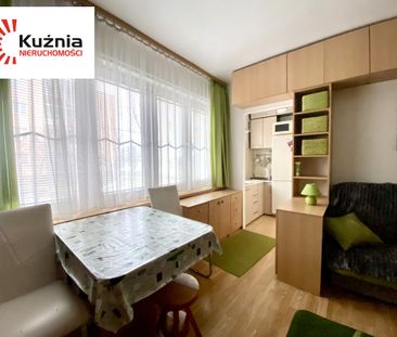 Akademia Medyczna i Wydział Fizyki Stara Ochota - Zdjęcie 2