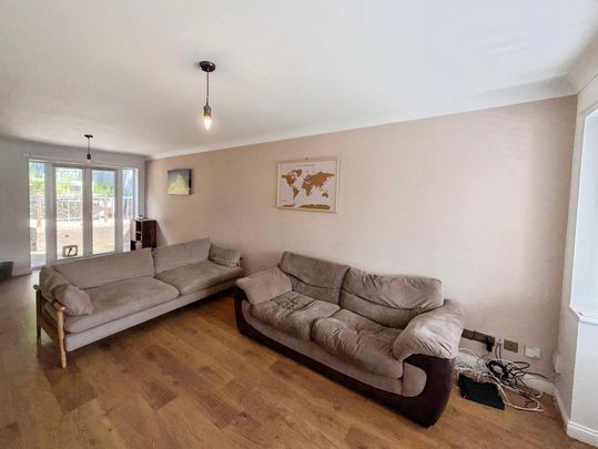 3 bedroom detached house to rent - Photo 1