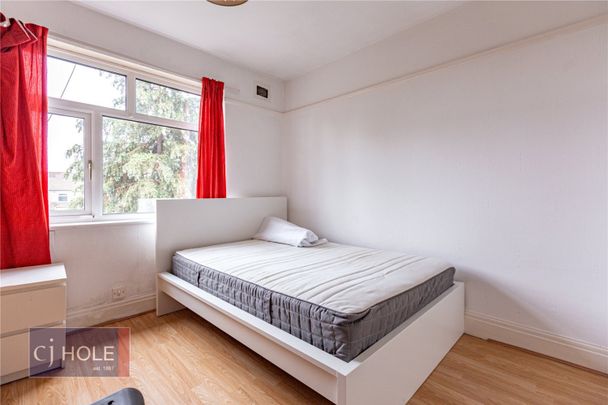 Filton Avenue, - Photo 1