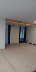 One bedroom basement suite for rent - Photo 4