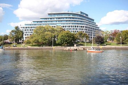 For Lease - 11 Bronte Road Unit# 426, Oakville, Ontario - Photo 2