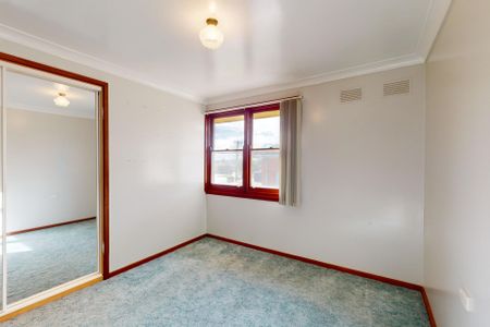 19 Tahlee Avenue, Woodberry NSW 2322 - Photo 5