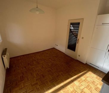 Jung Modern außergewöhnlich! Herrliche Maisonettewohnung mit Parkpl... - Foto 2