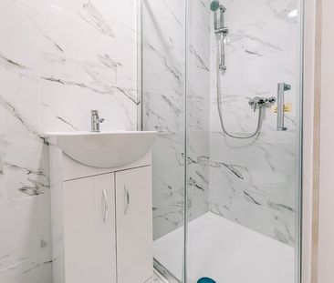 2 Bed Flat, The Grove, RG1 - Photo 4