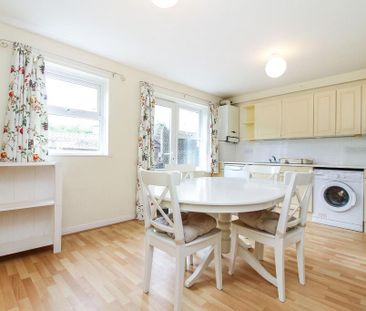 4 bedroom terraced house to rent - Photo 6