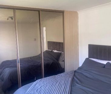 2 bedroom semi-detached house to rent - Photo 5