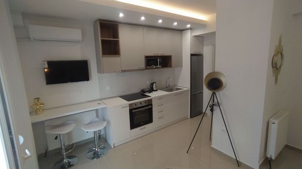 Studio/Γκαρσονιέρα για ενοικίαση Καλλιθέα - Άγιοι Θεόδωροι (Συκιές) - Φωτογραφία 1