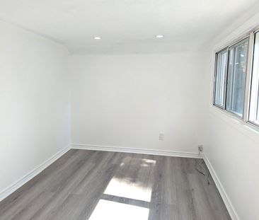 For Lease - 696 Hastings Avenue, Innisfil, Ontario - Photo 6