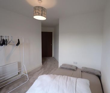 2 bedroom flat to rent - Photo 6