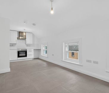 Apt 3 51-53Bridge Street, LISBURN, BT28 1XZ - Photo 4