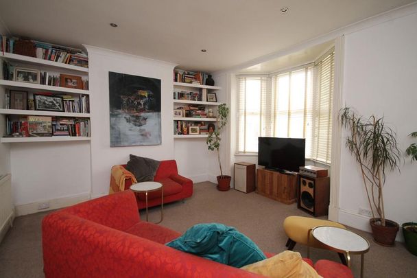 5 bedroom semi-detached house to rent - Photo 1