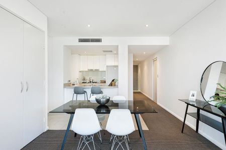 Exquisite Two Bed Plus Study Apartment with City Views and Two Parking - Photo 3