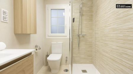 2-bedroom apartment for rent in Castellana, professionals, couples, families, and students welcome. - Foto 3