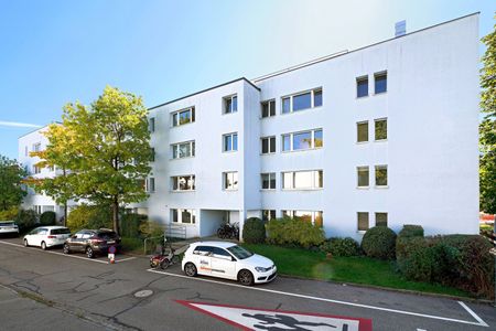Tolle 2 Zimmer-Wohnung mit gedecktem Sitzplatz und Gartenanteil - Foto 4