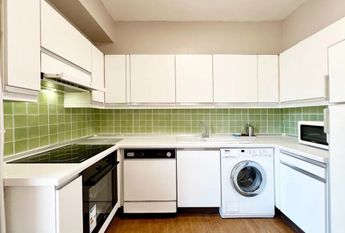 Calle Pedro Heredia, Madrid, Community of Madrid 28028