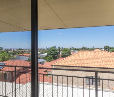 Unit 11/42 Kinsella St, Joondanna, WA 6060 - Photo 1