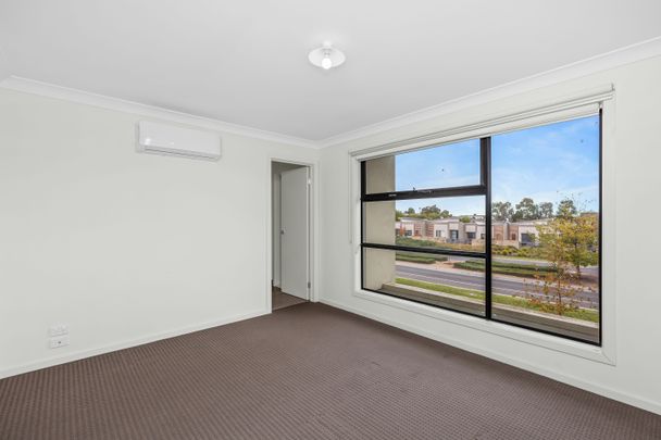 Stunning 3-Bedroom Home in Greenvale - Photo 1