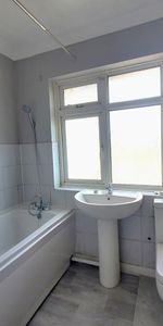 2 Bed Flat, Vicars Hill, SE13 - Photo 4