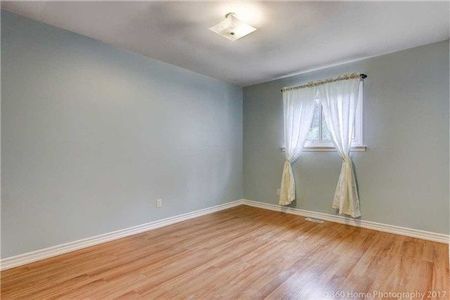 For Lease - 4 O'henry Grove Unit# main floor, Toronto, Ontario - Photo 5