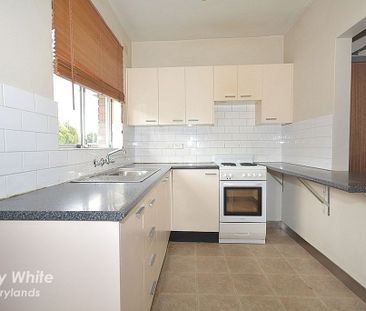 Right on the border of Parramatta CBD! - Photo 5