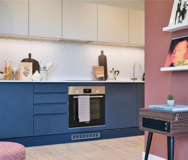 3 bedroom apartment to rent - Photo 2