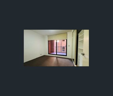 Spacious Apartment Plus Study - Photo 6