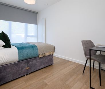 Station Avenue, Walton-On-Thames, KT12 - Photo 1