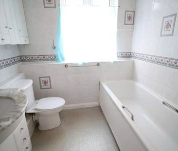 Room in a Shared Flat, Melton Court, CR0 - Photo 4