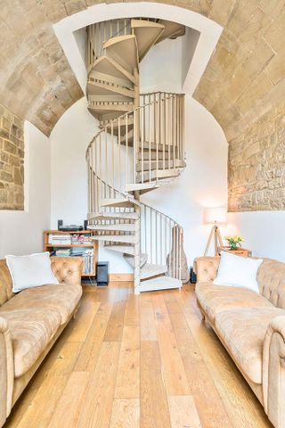 4 bedroom semi-detached house to rent - Photo 5