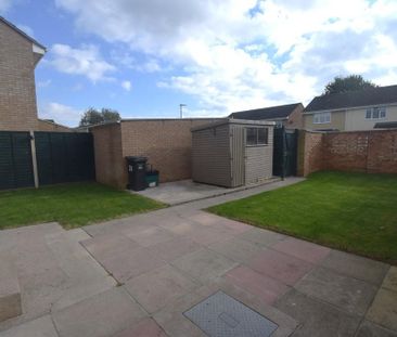 2 bedroom end of terrace house to rent - Photo 4