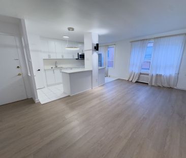 For Lease - 896 Eglinton Avenue Unit# 210, Toronto, Ontario - Photo 6