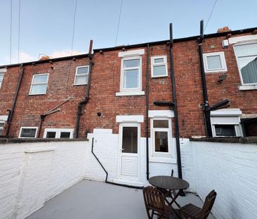 2 bedroom terraced house to rent - Photo 6