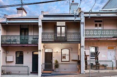 8 Queen Street, Glebe NSW 2037 - Terrace For Rent | Domain - Photo 2