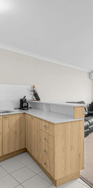 Fully Furnished Apartment in a Convenient City Fringe Location - Photo 1