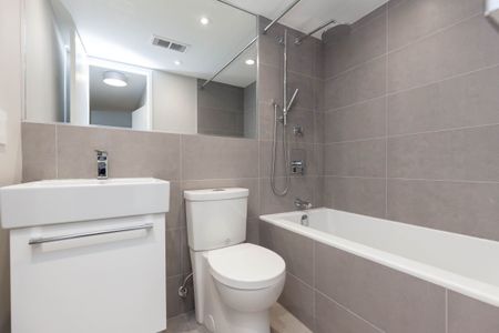 800 Richmond Street West - Photo 3