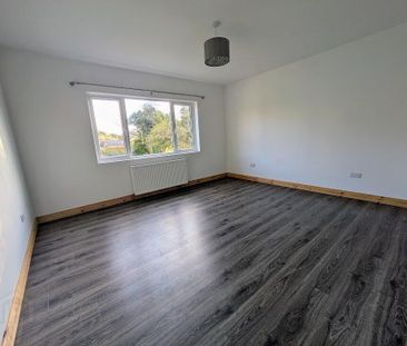 42 Grove Park, Bangor, BT20 5QG - Photo 3