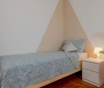 Via Cesare Cremonino, Padova, Veneto 35124 - Photo 3