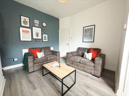 4 bedroom house to rent - Photo 2