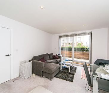 1 bedroom flat to rent - Photo 2