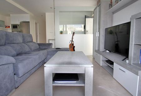 Luxury 3 room Detached House for rent in Torrevieja, Valencia - Photo 4