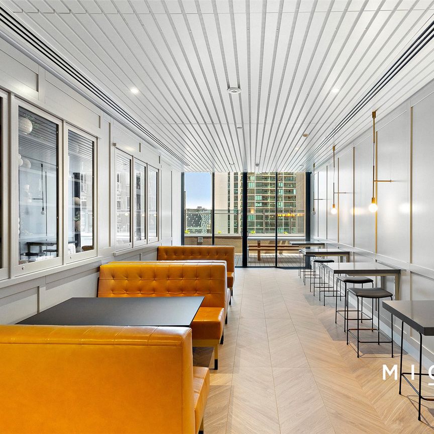 2603/560 Lonsdale Street - Photo 1