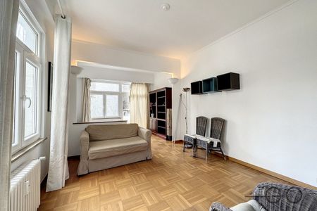 Appartement / studio de 48m² avec balcon - Toison d'Or - Photo 3