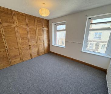 2 bedroom house to rent - Photo 1