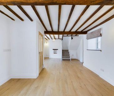 2 bedroom semi-detached house to rent - Photo 2