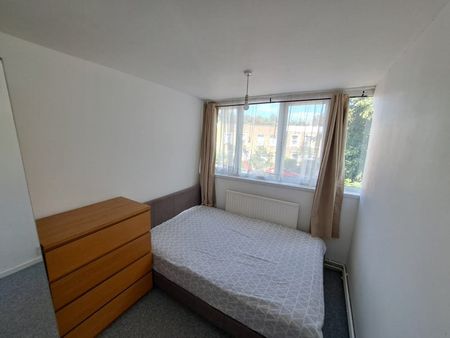 Room in a Shared House, Claylands Road, SW8 - Photo 3