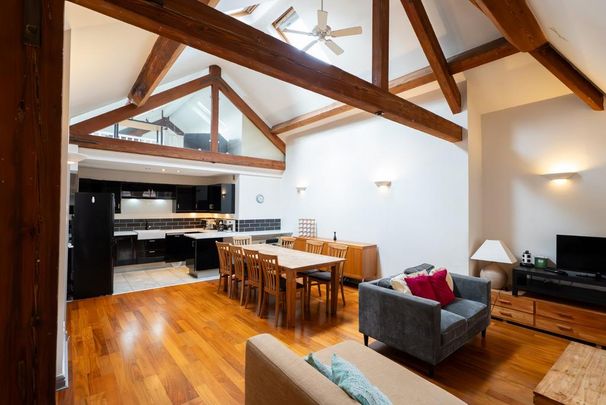 3 bedroom flat to rent - Photo 1