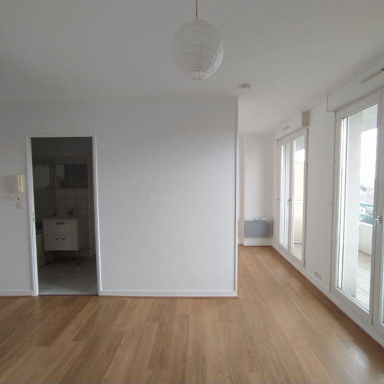 Location Appartement 2 pièces 28m² - Photo 1