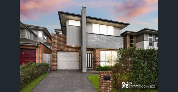 Stylish Family Home in Box Hill - Photo 1